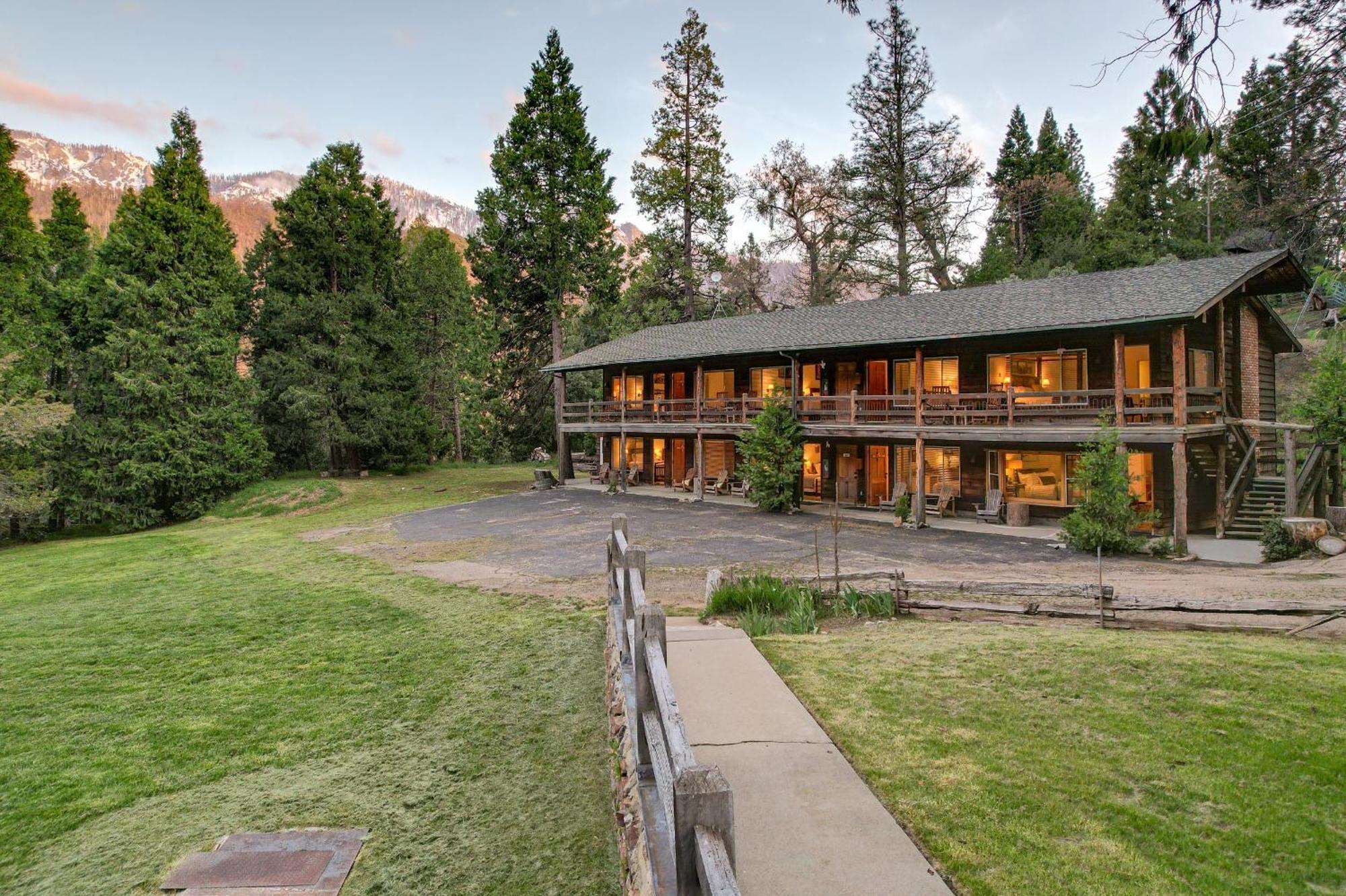 Big Pine Suite Cn Lodge R#1 Ponderosa Eksteriør bilde
